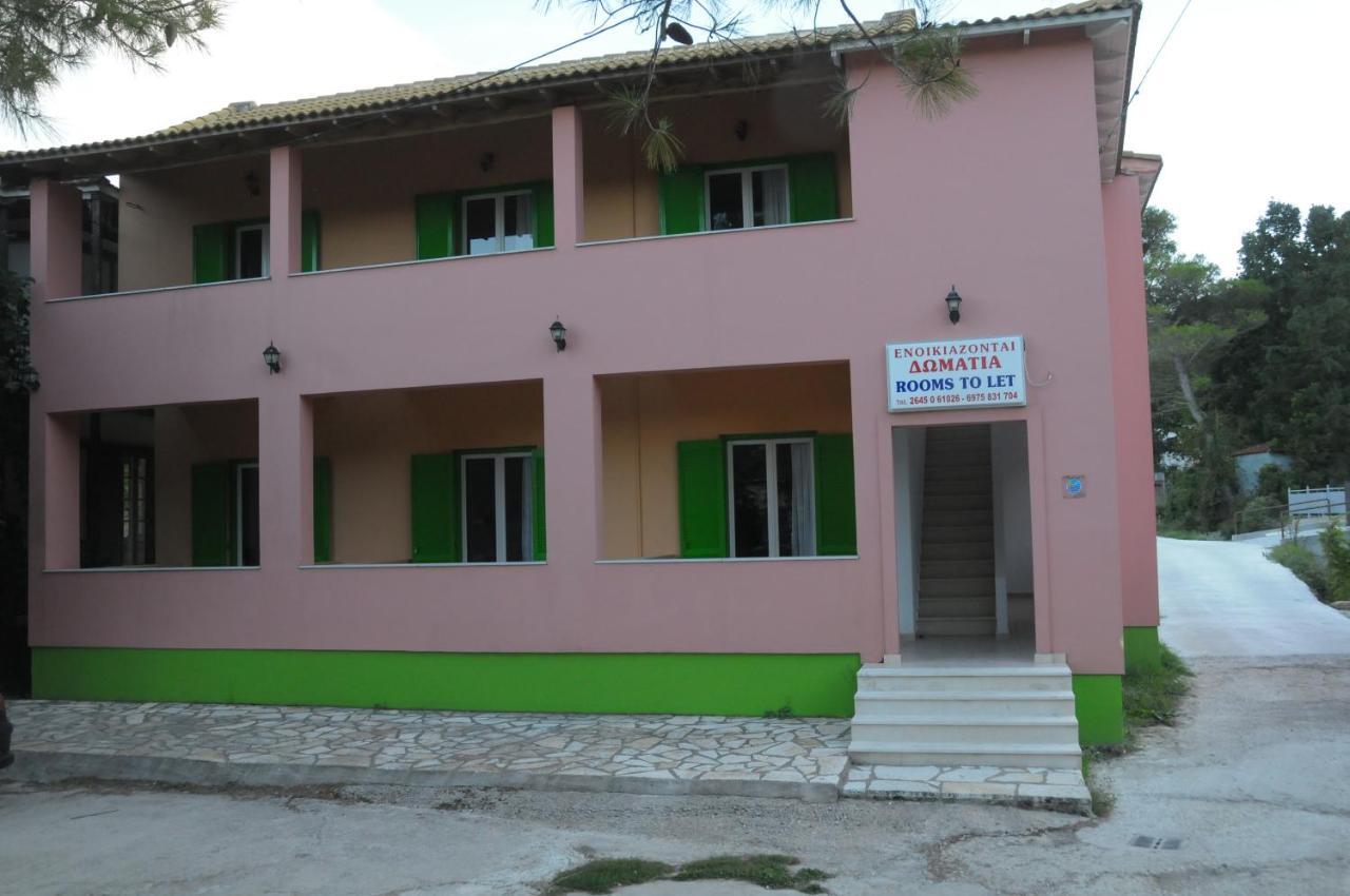 Chalikias Rooms Asprogerakata Exterior photo