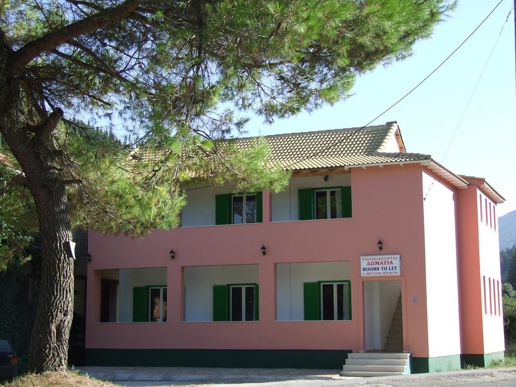 Chalikias Rooms Asprogerakata Exterior photo